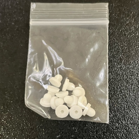 Four pairs Faux Diamond Earrings Clip On Prom Homecoming Coquette Girl Demure - Picture 10 of 15